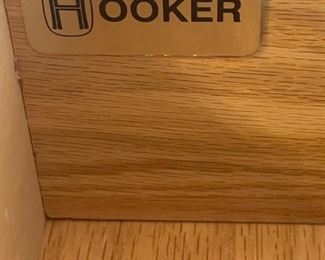 HOOKER 9 Drawer Dresser