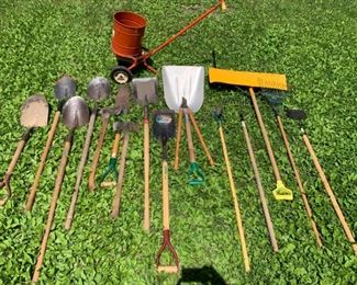 Lawn Landscape and Garden Tools