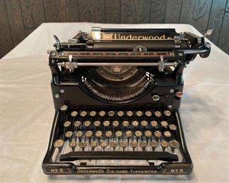 Vintage Underwood Standard 5 typewriter