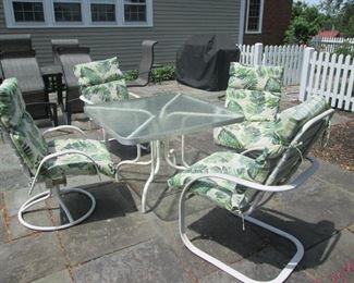 Outdoor Patio Set Table & 4 Chairs