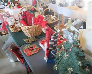 Assortment of Christmans items