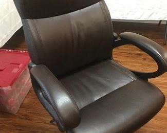 Nice Leather Rolling Office Chair