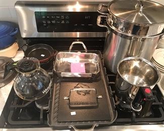 Stainless Steel Large Pasta Pot                                                    Pampered Chef Non Stick Grill Press                                       Whistler Glass Tea Kettle                                                                  Top of Stove Grill Pan