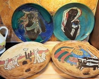 Mara vintage pottery pieces