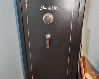 Stack-On gun safe
