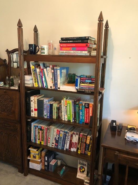 1 of 4 etagere