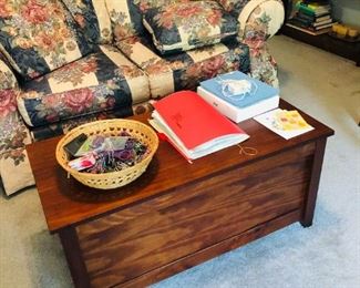 Storage chest coffee table or end of bed bench
