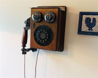 Vintage look wall phone