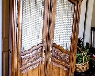 FURNITURE: 19TH C. Twin Beds (Goodwood Plantation); French Country styled oval table; Duncan Phyfe Banquet Table w/12 Chairs; 19th C. Slant top desk; Ornately carved early 20th C. Fern Stands; Two Vintage China Cabinets (Vitrines); French Bombe’ styled end tables; Arched French Headboard with painted gold appointments; French Armoire w/wire & curtained front; French styled, bowed Dresser; Two rolled-topped tambour desks (mahogany/oak); Antique writing desk (Goodwood Plantation); sofa (overstuffed) & several lift chairs; vintage occasional tables–pie crust table, tilt-top tea table with satinwood inlay and occasional, vintage end tables, lovely area rugs