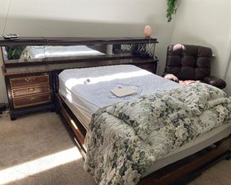 Oriental style Queen Bed, sleep number mattress