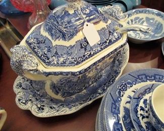 Stunning English soup tureen. 