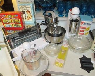 Lots of vintage items! - Pyrex, Anchor Hocking, China, Glassware, Enamelware, Cast-iron, Small Appliances, & more!   CHECK OUT this 1940s mixer!!