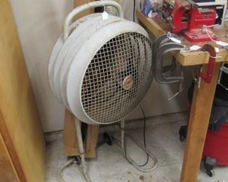 Welcome to TOOL HEAVEN! - If you can't find it, then you probably don't need it. lol   Black & Decker, Bosch, DeWalt, Porter-Cable, Rockler, Bostitch, Craftsman, Stanley & more!