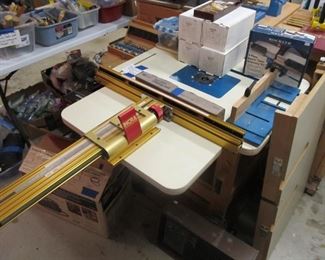 Welcome to TOOL HEAVEN! - If you can't find it, then you probably don't need it. lol   Black & Decker, Bosch, DeWalt, Porter-Cable, Rockler, Bostitch, Craftsman, Stanley & more!