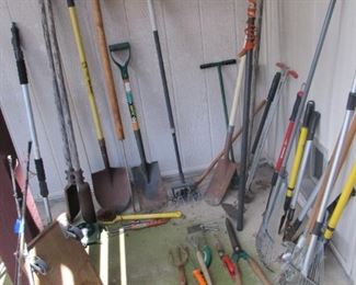 Check out our beautiful patio sets, garden decor, fountains, birdbaths, lawn tools, & compost bin