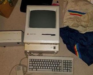 Vintage Apple Macintosh plus