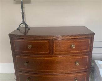 The Palmer House Collection by Lexington Furniture 4 Drawer Bachelors Chest