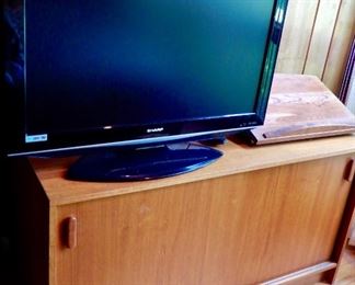 ANOTHER TV WITH STORAGE