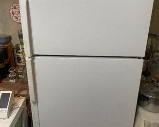 GE Refrigerator