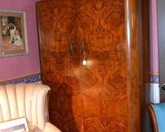 Vintage armoire 