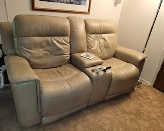 $500.00, Pair of Leather 4seating.com theatre Power seats from Tyners, like new condition 78" wide by 39" deep