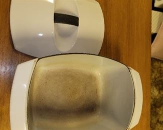 $40.00, Creuset 5.5  Dutch Oven pot, lifetime warranty