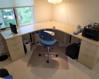 $40.00, Corner desk unit 78 x 78" VG condition