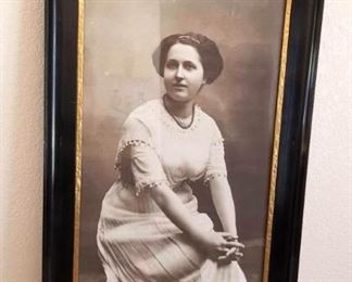 Framed Antique Picture of Lady

