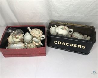Vintage Children's Tea Sets
