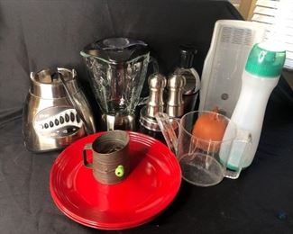 Oster Blender and More Kitchen Items
