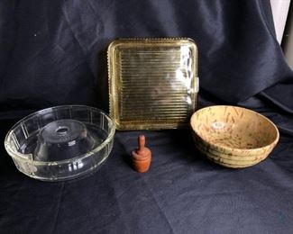 Vintage Kitchenware
