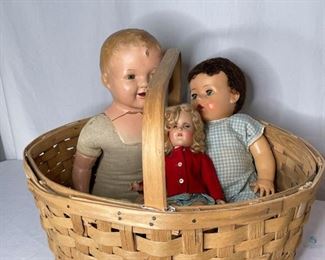 Antique Dolls
