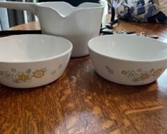 Vintage Corning Ware "Floral Bouquet" Daisy Sauce Pan