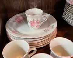 Gibson China VTG Roseland Pink Rose