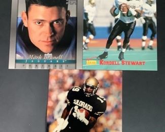 Signature Rookies Extra Large Trading Card
