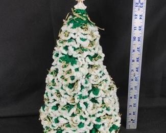 15 Decorative Holiday Tree