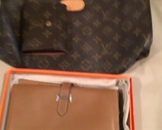 Louis Vuitton , Hermes