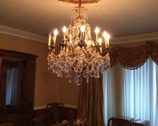 Fine gilt bronze and crystal chandelier