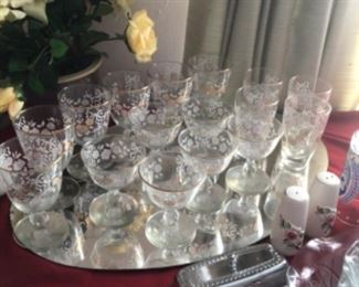 Vintage glassware set