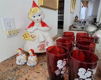 Vintage Cookie Jar Little Red Riding Hood 