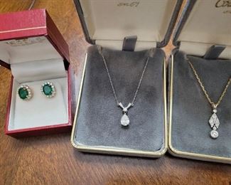 Emerald diamond earrings, large diamond necklaces