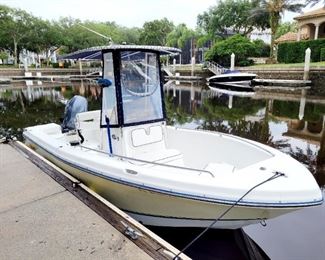 2004 Polaris 19 ft Boat center console. 
Yamaha motor 115 horse power, clean.  This boat sat for a year and needs high pressure pump replaced, fuel injectors cleaned and old gas pumped out about 1/8 of a tank.  Per boat mechanic $1,500-2k parts and labor. Great boat