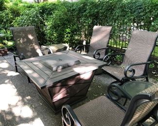 Tropitone patio furniture 