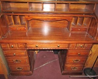 Nice Roll-Top Desk