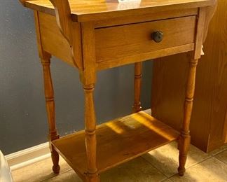 Lot 8206. $195.00 Vintage Wash stand with 2 side towel racks and 1 drawer and open lower shelf. 27.5" W x 17"L x 34.5" T.