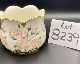 Lot 3239. $48.00 Vintage Cache Pot from the Smithson Collection, crafted by Goebel. "White Roses" with gold trim.