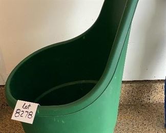Lot 8778. $18.00 Green Garden cart on wheels. Perfect size for the garden and potting soil. Good condition.