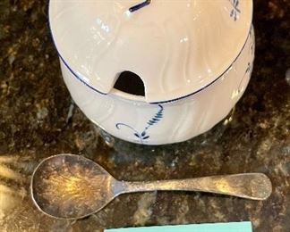 Lot 8290D. $120.00 Villeroy and Boch Vieux (Old) Luxembourg 8 pc beverage assortment: Coffee Pot, teapot, creamer and sugar set with silver plated spoon, covered condiment jar, 2 ash trays/tea bag plates and a warmer 3.5" x 6".