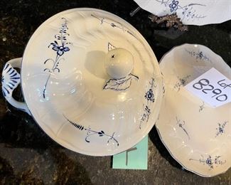 Lot 8290F. $120.00. Villeroy and Boch Luxemborg 3pc Serving set: 12" round platter with quasi-handles, 17" oval platter and a round covered casserole 8" x 3"T. Expensive pieces that are scarce.