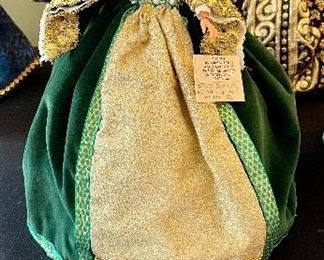 Lot 8361. $200.00. Lot of 11 hand-dressed English dolls made at 'The Little Gallery', Penzance. Included are: Edward VI, Sir Walter Raleigh, Henry VIII, and the following wives of Henry VIII; Anne Boleyn II wife of Henry, Anne of Cleves 4th wife of Henry, Catherine of Aragon, daughter of King Henry VIII, Jane Seymore 3rd wife of Henry, and the doll in the pink, dubbed Queen of hearts by HenryVIII. The dolls are no doubt Barbie's, however the costumes are period true and are truly amazing. Lot 8361. $200.00. Lot of 11 hand-dressed English dolls made at 'The Little Gallery', Penzance. Included are: Edward VI, Sir Walter Raleigh, Henry VIII, and the following wives of Henry VIII; Anne Boleyn II wife of Henry, Anne of Cleves 4th wife of Henry, Catherine of Aragon, daughter of King Henry VIII, Jane Seymore 3rd wife of Henry, and the doll in the pink, dubbed Queen of hearts by HenryVIII. The dolls are no doubt Barbie's, however the costumes are period true and are truly amazing.